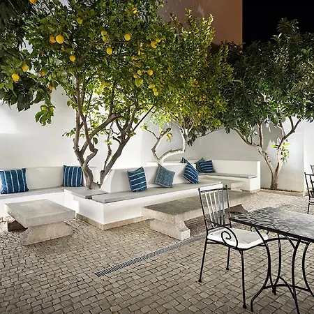 Eleven Boutique House And Garden *